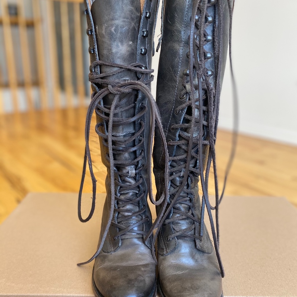FREEBIRD BY STEVEN GRANY GRANNY LACE UP BOOTS